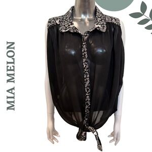 🛍️3/$40 Sleeveless Sheer Top Woodland Print Collar Button Down Mia Melon Size L